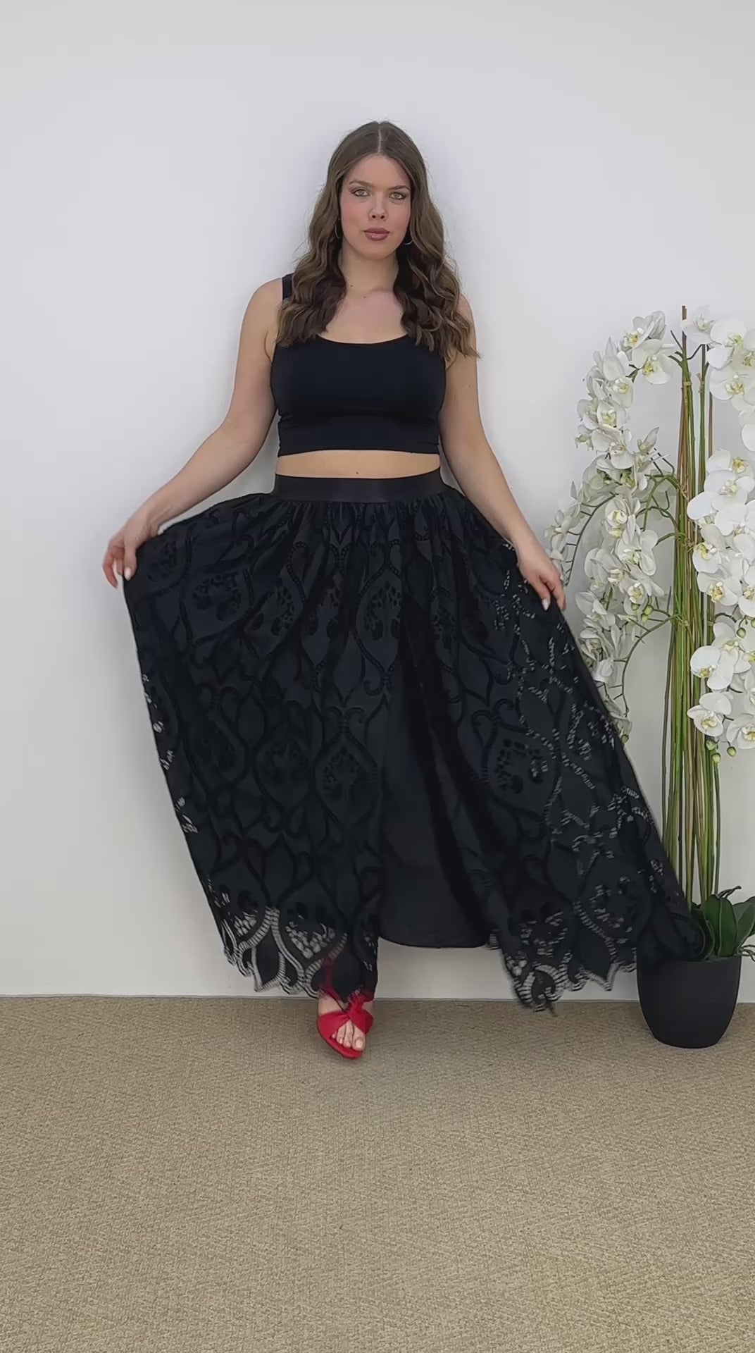 p8264 long lace skirt